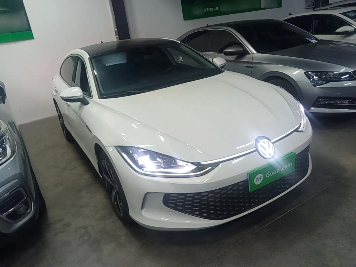 Volkswagen Lamando 2022 Lavida L 280TSI DSG Cool & Spicy Edition — миниатюра 3