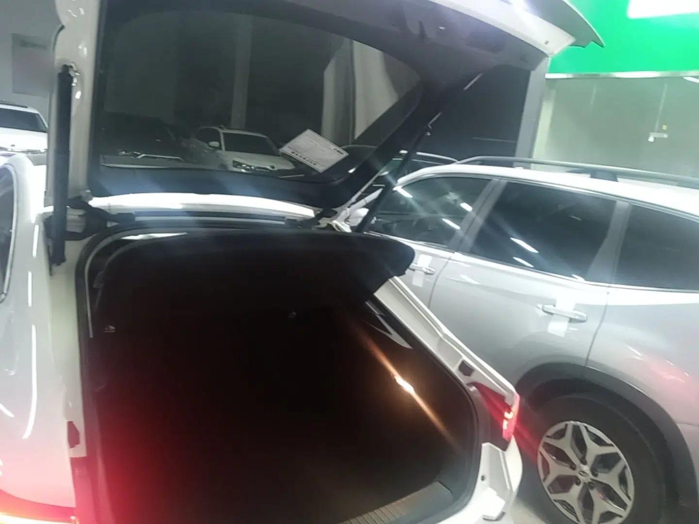 Volkswagen Lamando 2022 Lavida L 280TSI DSG Cool & Spicy Edition — миниатюра 22