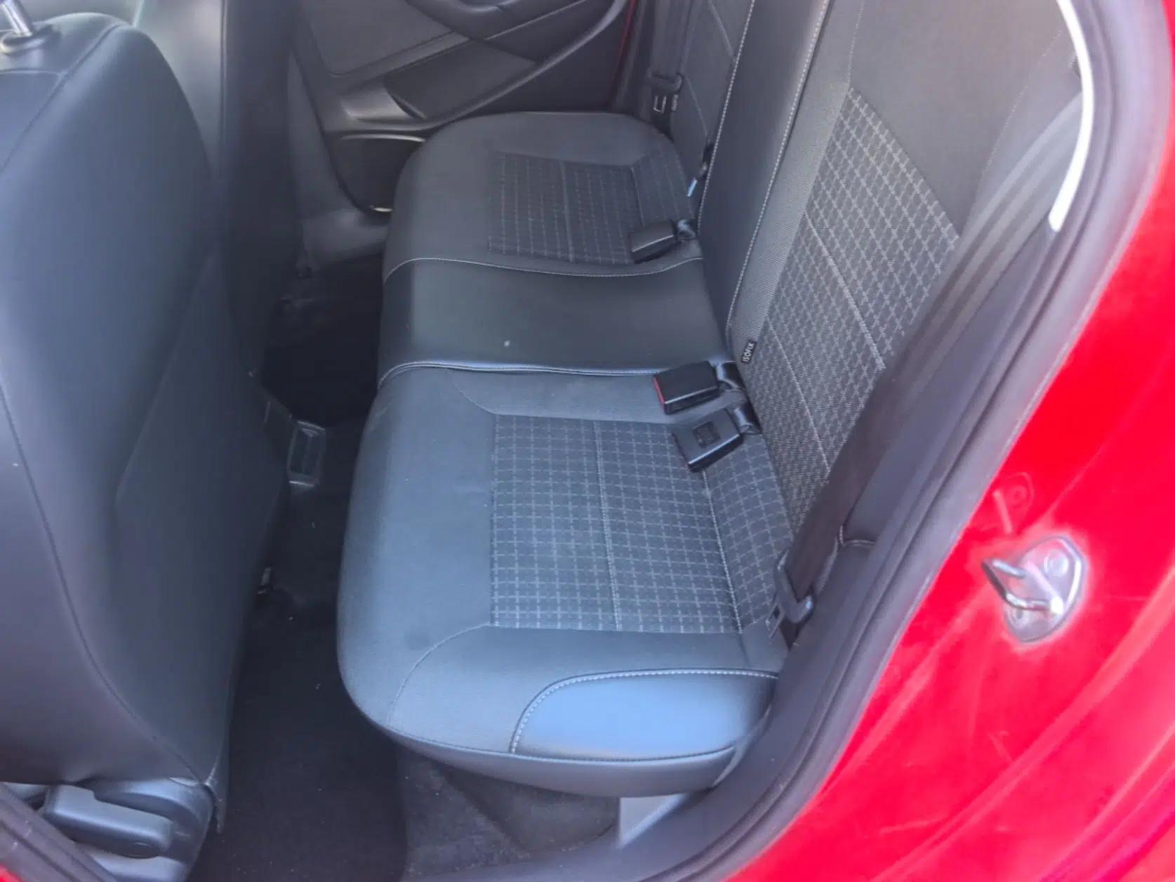 Volkswagen Polo 2014 1.6L Automatic Comfort Edition — миниатюра 20