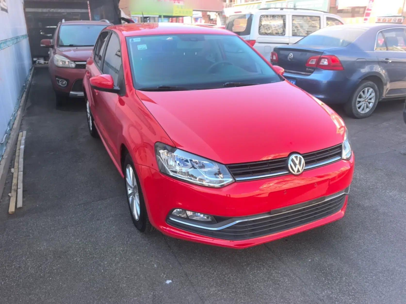 Volkswagen Polo 2014 1.6L Automatic Comfort Edition — миниатюра 3