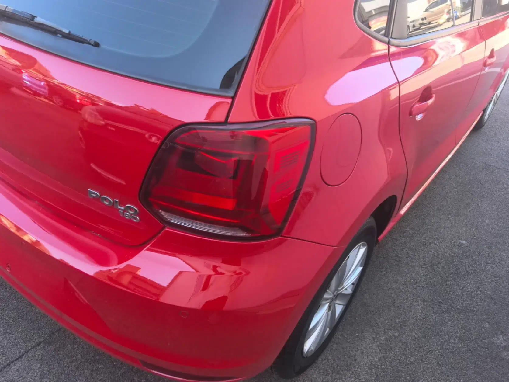Volkswagen Polo 2014 1.6L Automatic Comfort Edition — миниатюра 9