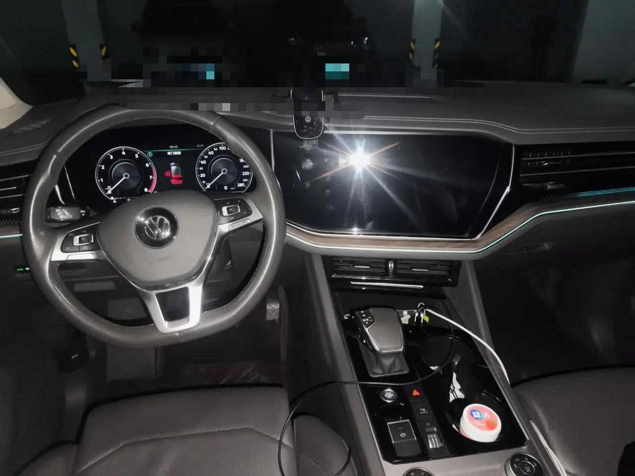Volkswagen Touareg 2019 3.0 TSI RuiFeng Edition China VI Standard — миниатюра 9