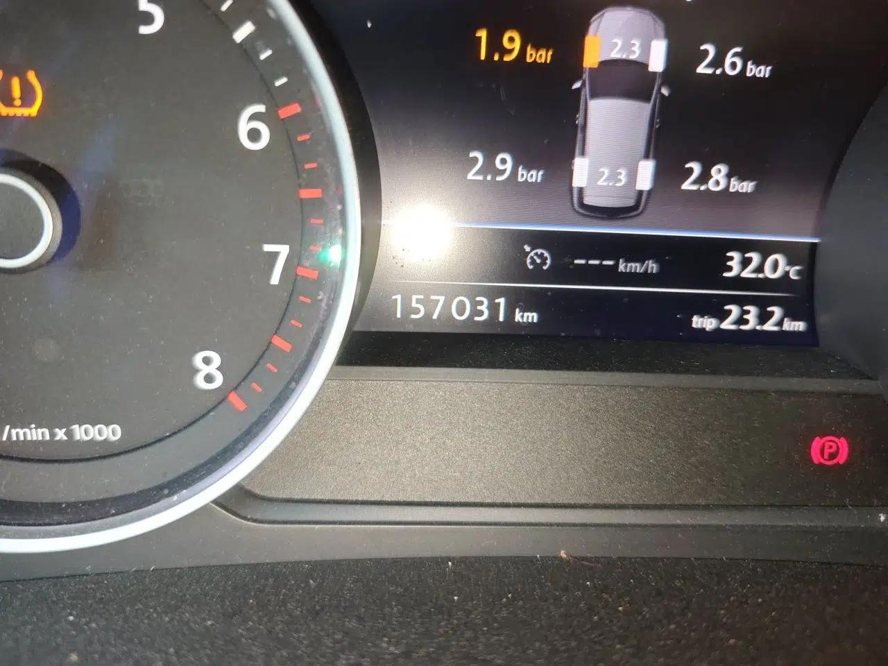 Volkswagen Touareg 2017 3.0 TSI Touareg Model — миниатюра 12