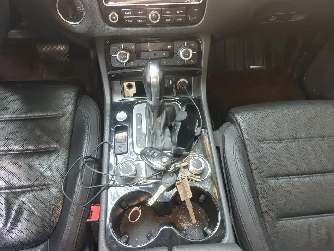 Volkswagen Touareg 2017 3.0 TSI Touareg Model — миниатюра 14