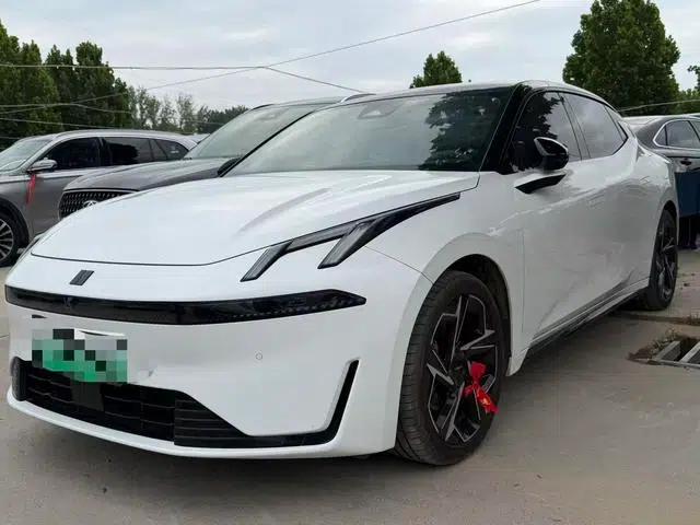 Lynk & Co 07 EM-P 2024 model, 126km long range, Halo