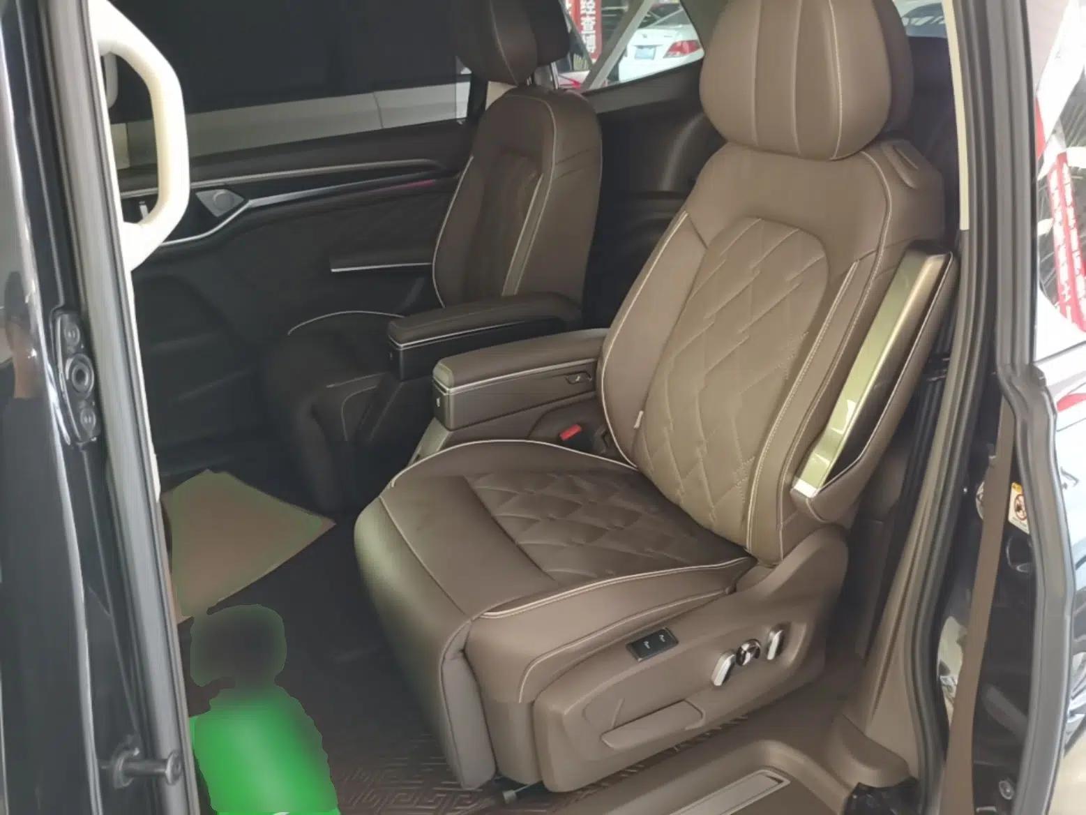 Volkswagen Viloran 2020 380TSI Flagship Edition — миниатюра 20