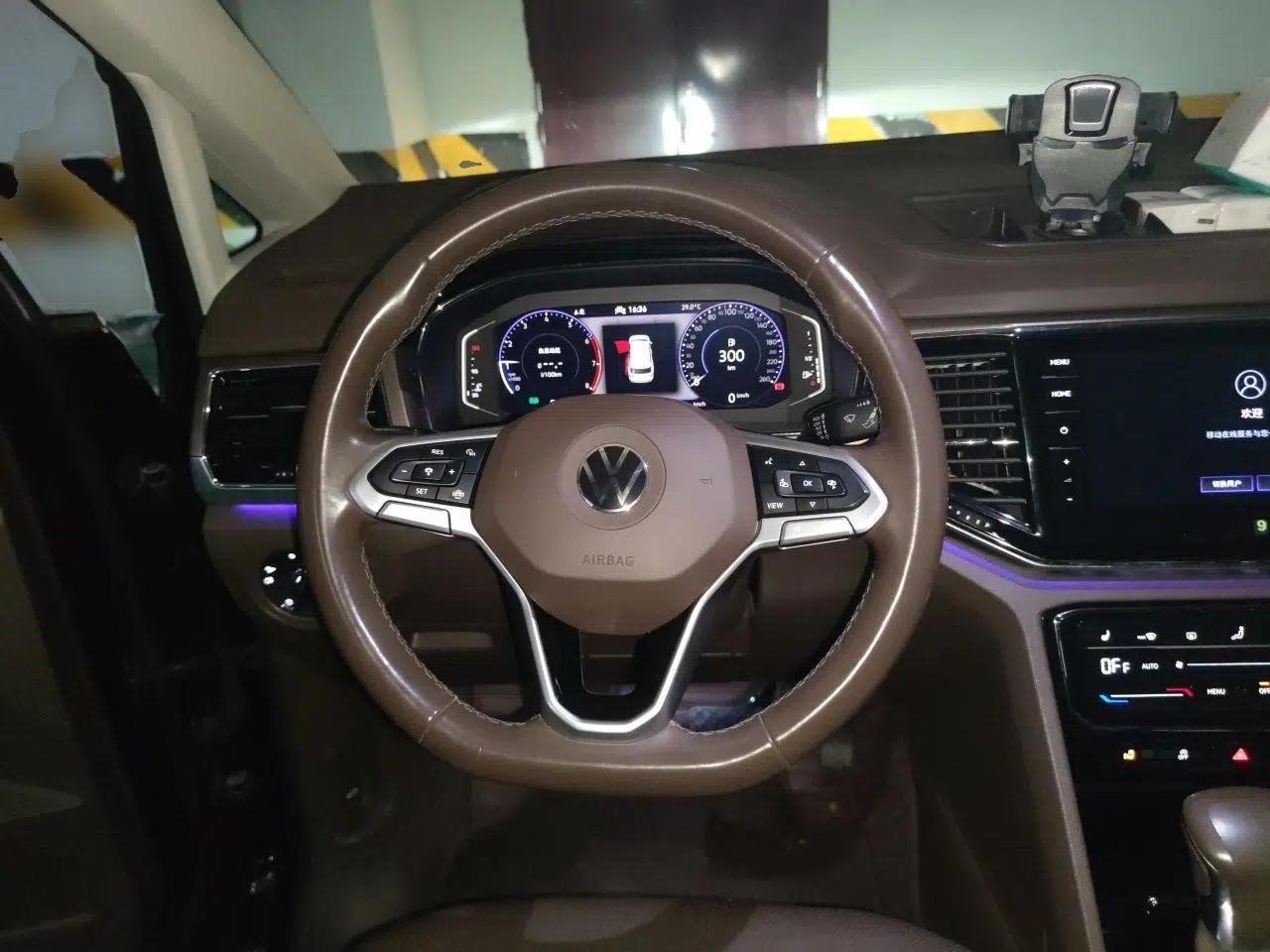 Volkswagen Viloran 2020 380TSI Prestige Edition — миниатюра 10