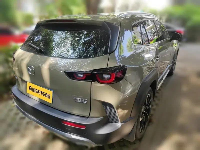 Mazda CX-50 2023 2.5L Automatic Premium Edition — миниатюра 2