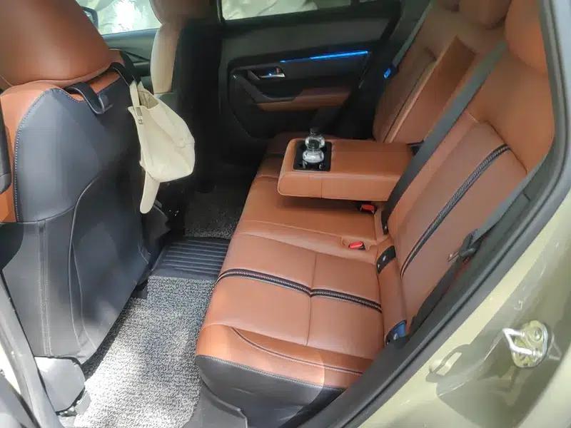Mazda CX-50 2023 2.5L Automatic Premium Edition — миниатюра 12