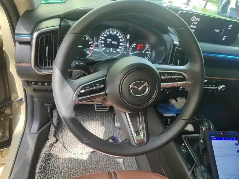 Mazda CX-50 2023 2.5L Automatic Premium Edition — миниатюра 7