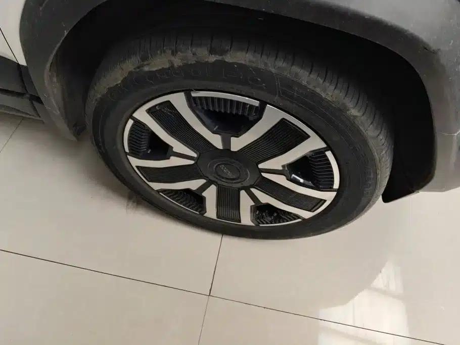 iCAR 03 2024 Model 472km AWD Long Range Smart Edition — миниатюра 6