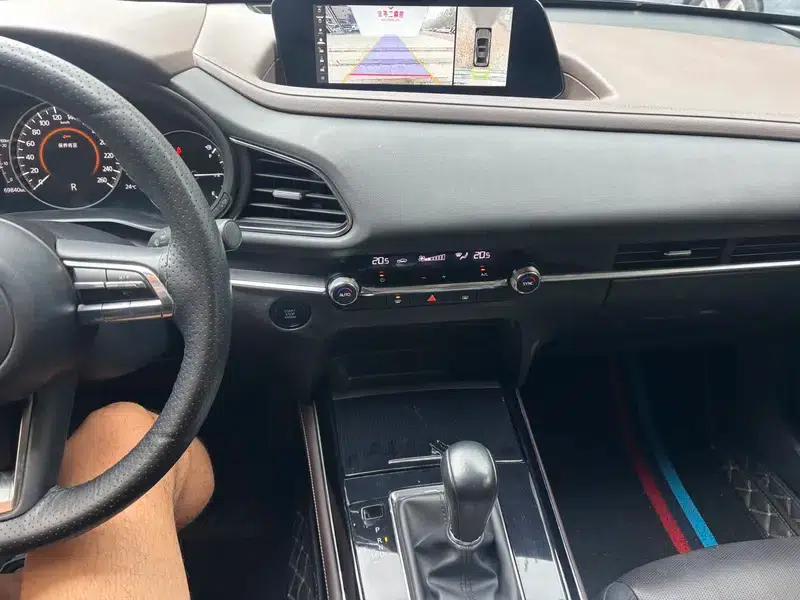 Mazda CX-30 2022 2.0L Automatic Comfort Edition — миниатюра 5