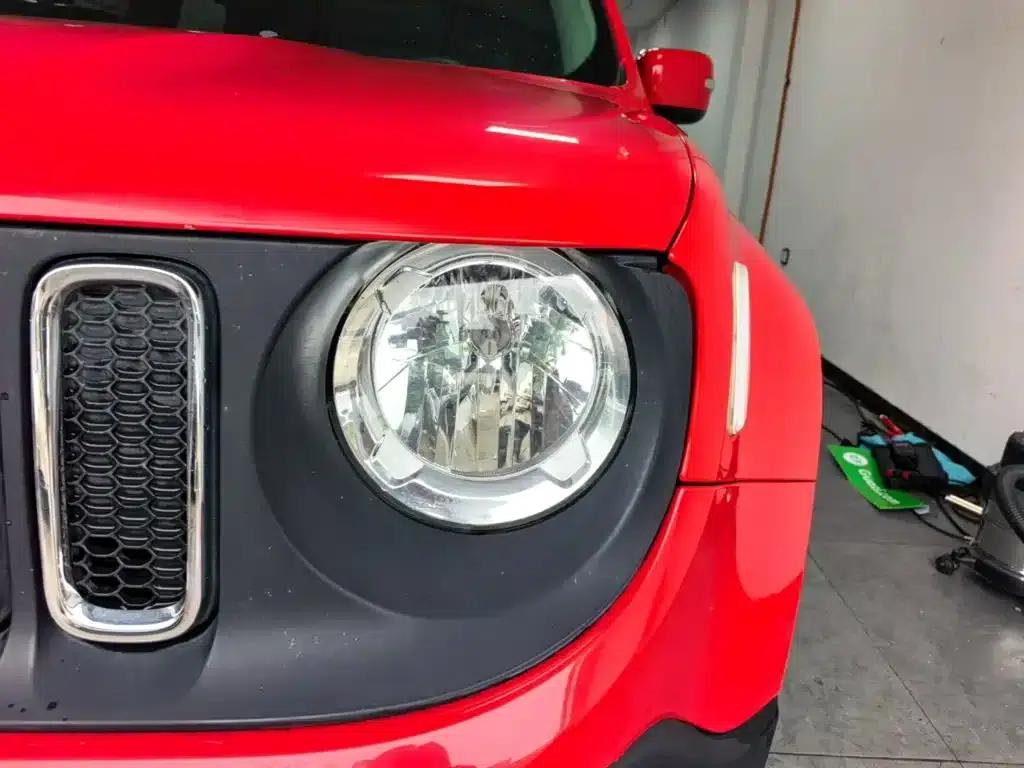 Jeep Renegade 2016 1.4T Automatic Performance Edition — миниатюра 24