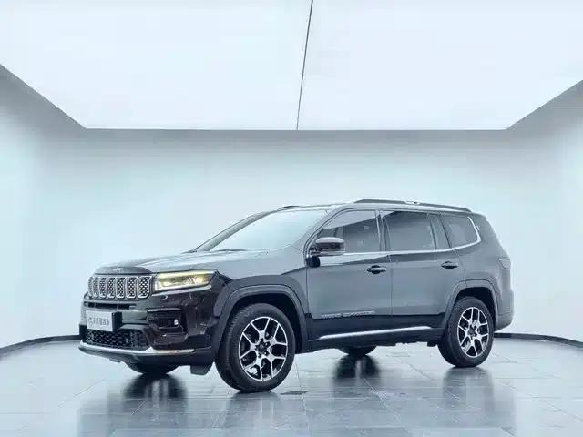 Grand Commander 2022 2.0T 2WD Luxury Edition