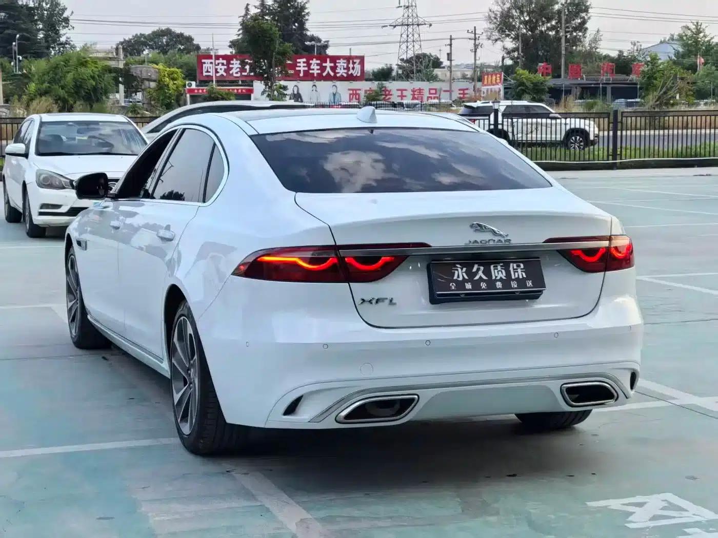 2021 Jaguar XFL 2.0T P200 2WD Elite Luxury Edition — миниатюра 21