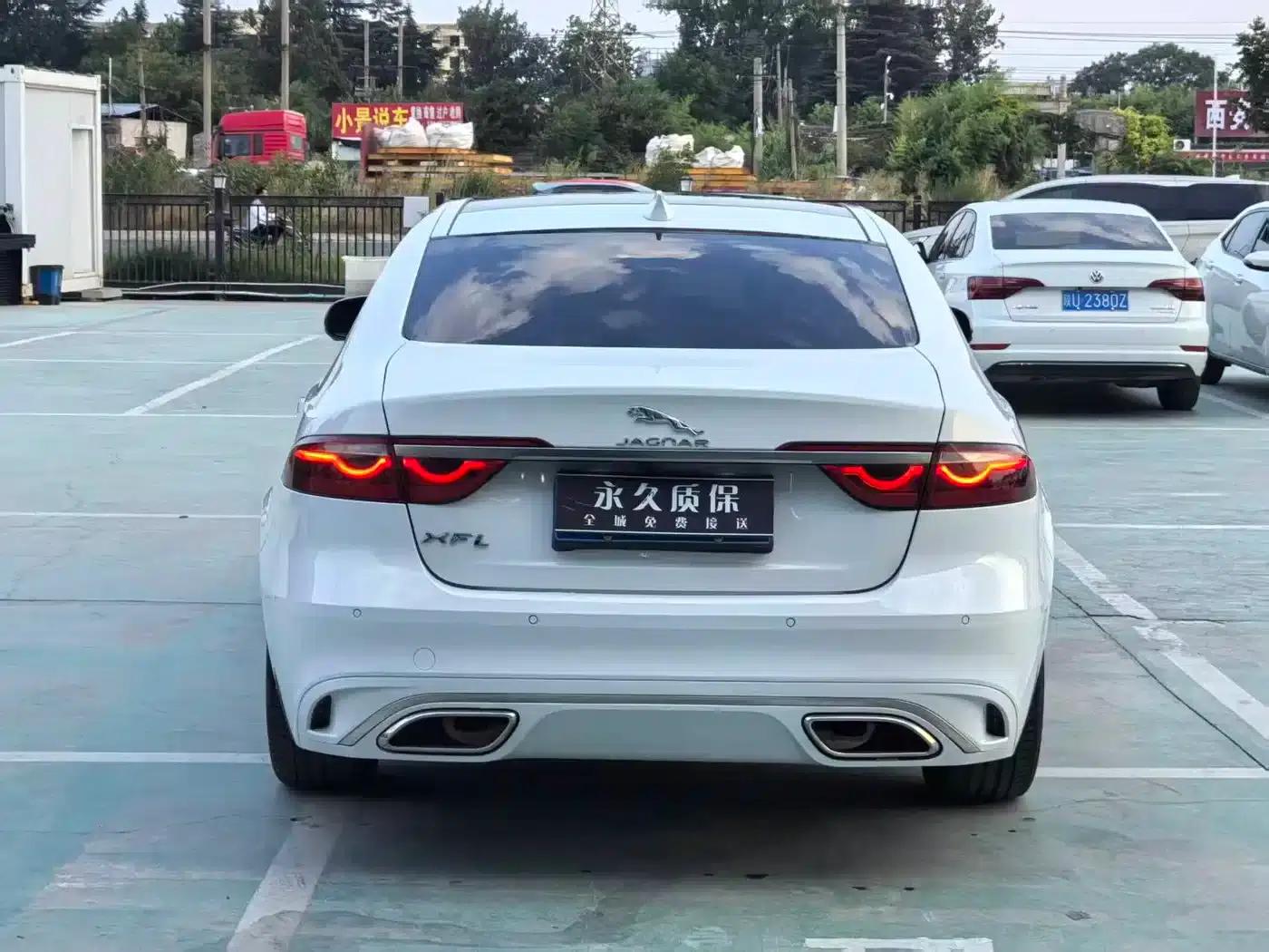 2021 Jaguar XFL 2.0T P200 2WD Elite Luxury Edition — миниатюра 22