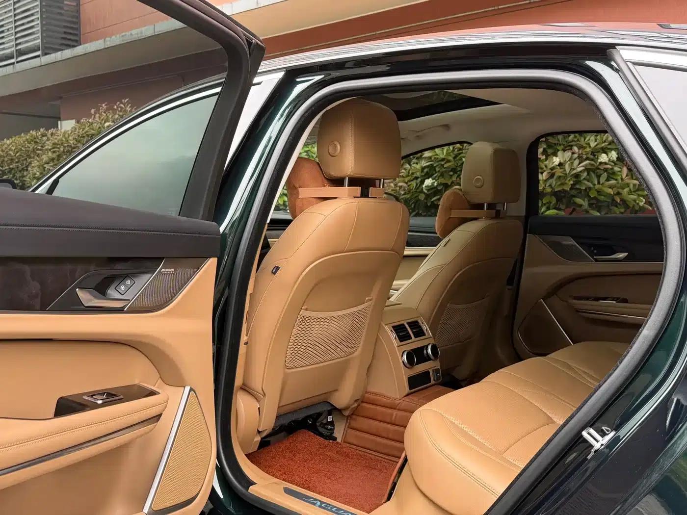2022 Jaguar XFL 2.0T P250 2WD Luxury Edition — миниатюра 9