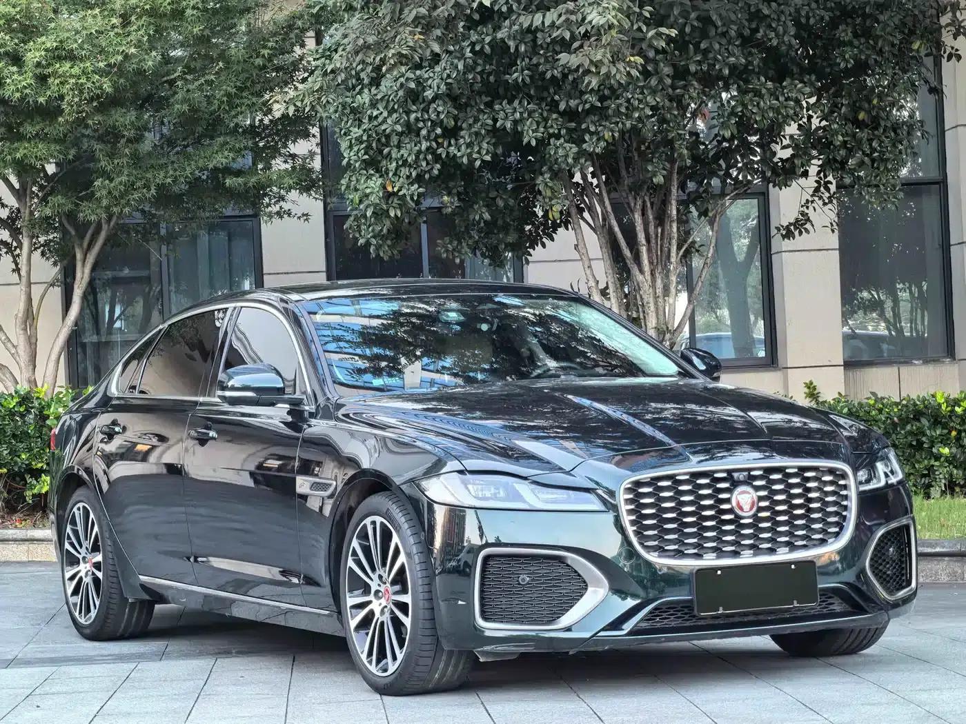 2021 Jaguar XFL 2.0T P250 2WD Luxury Edition — миниатюра 3