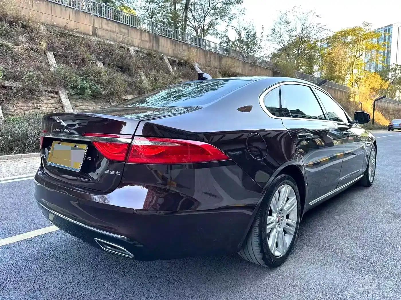 2018 Jaguar XFL 2.0T 250PS Luxury Edition — миниатюра 4