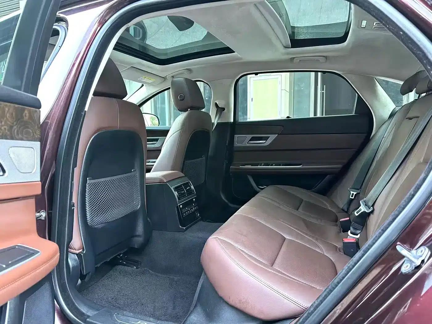 2018 Jaguar XFL 2.0T 250PS Luxury Edition — миниатюра 9