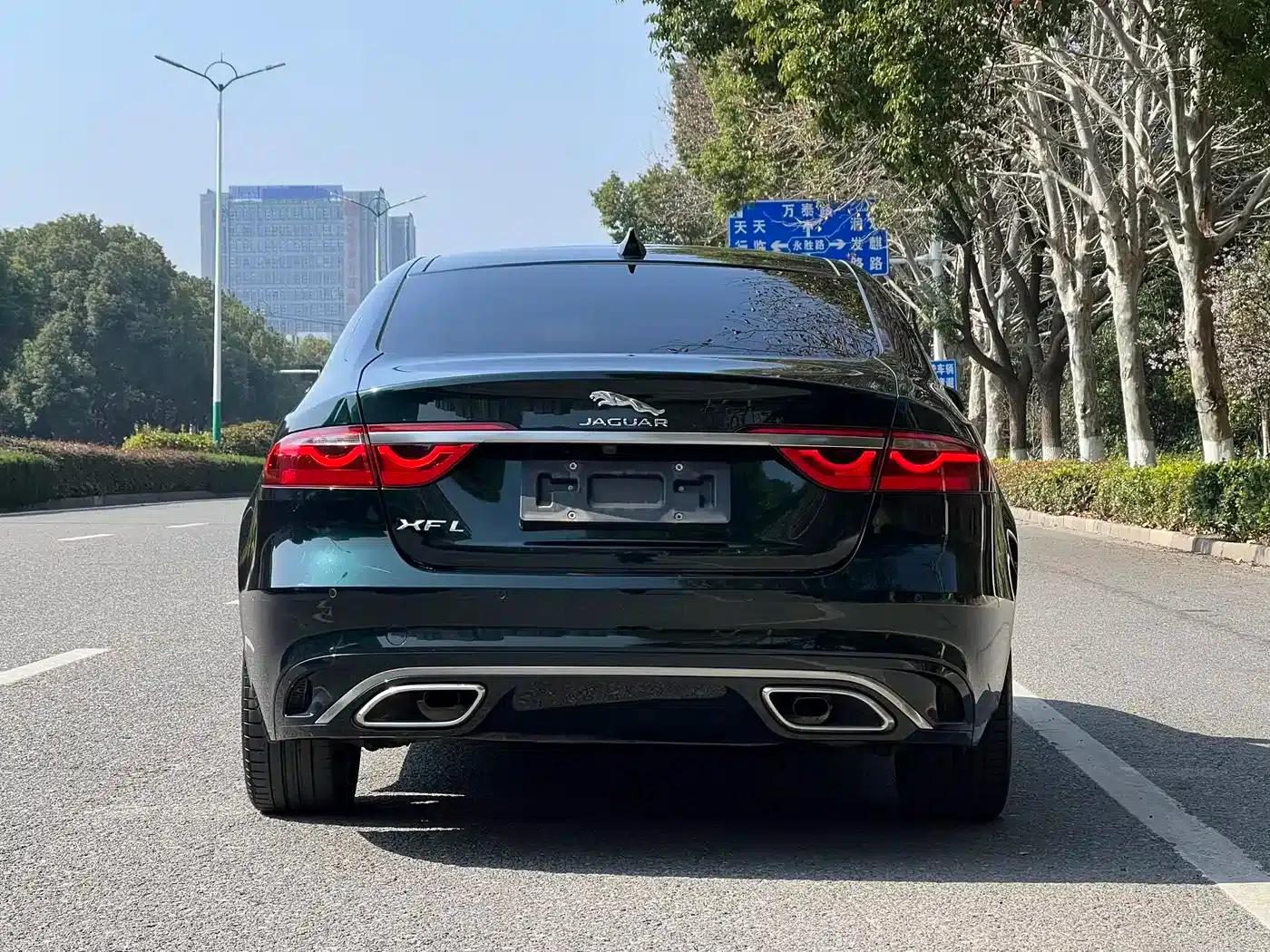 2022 Jaguar XFL 2.0T P250 2WD Luxury Edition — миниатюра 16