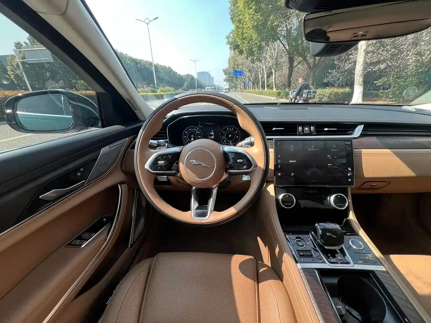 2022 Jaguar XFL 2.0T P250 2WD Luxury Edition — миниатюра 10
