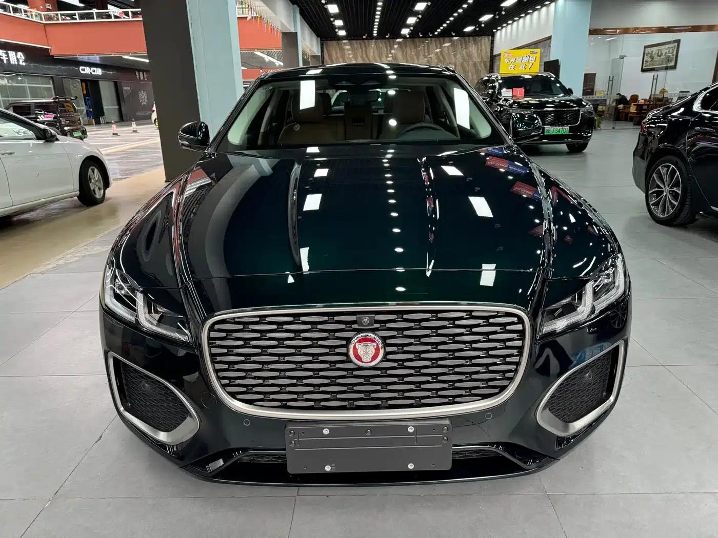 Jaguar XFL 2024 2.0T P250 2WD Luxury Edition — миниатюра 2