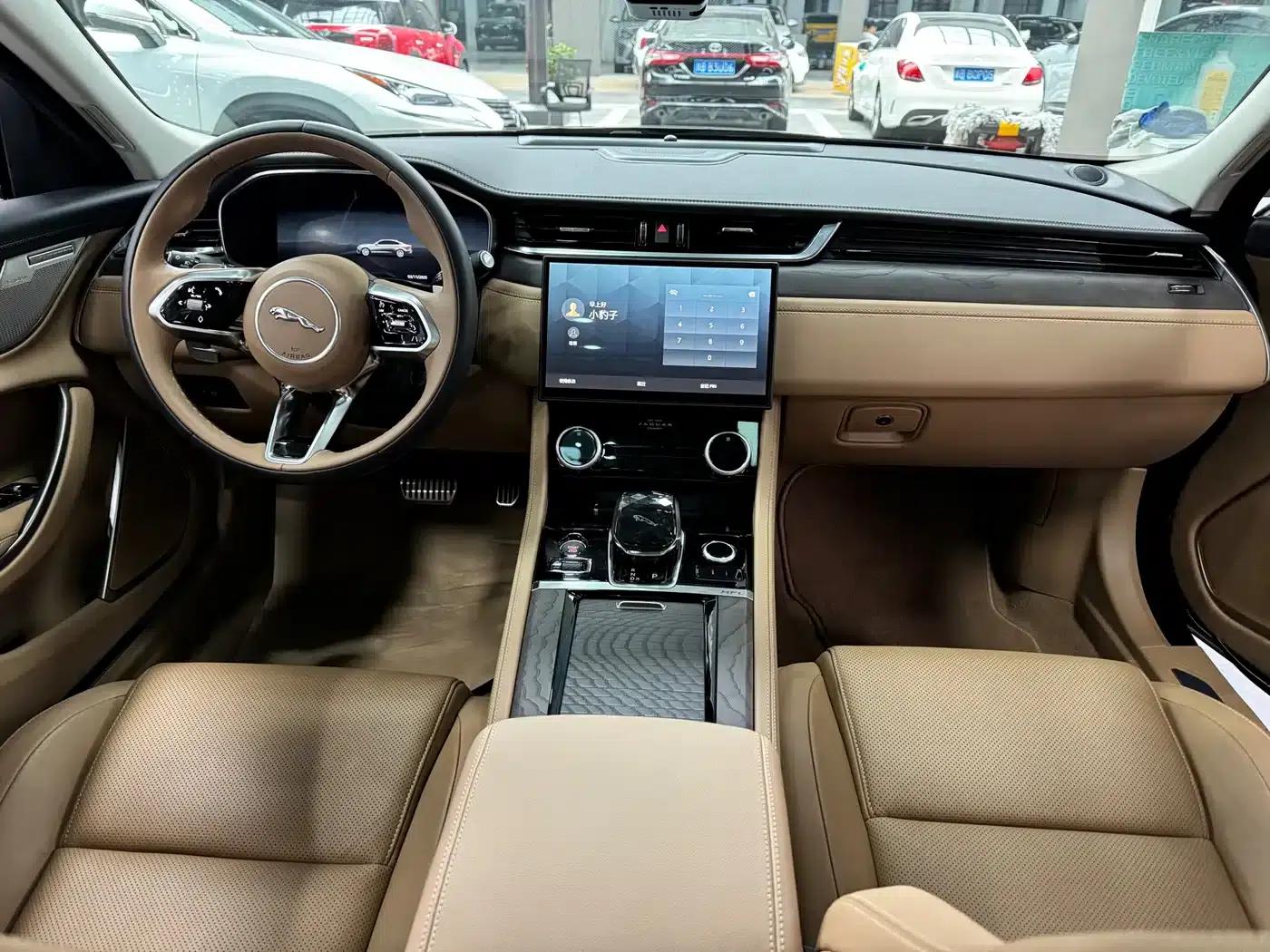 Jaguar XFL 2024 2.0T P250 2WD Luxury Edition — миниатюра 3