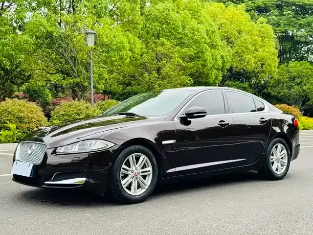 2014 Jaguar XF 2.0T Elegance Edition