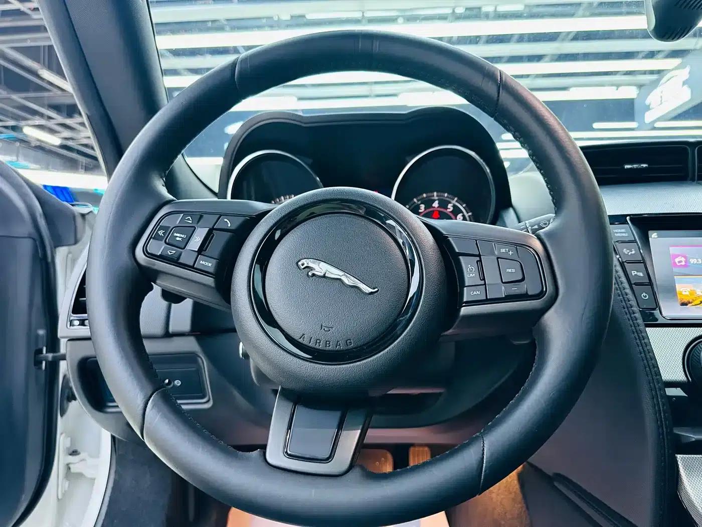 Jaguar F-TYPE 2016 3.0 SC Hardtop — миниатюра 13