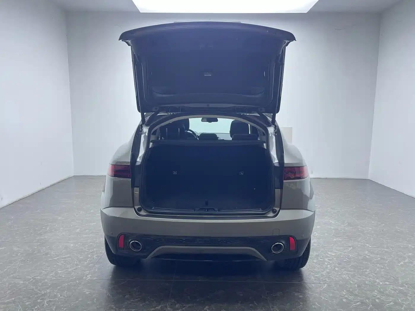2024 Jaguar E-PACE R-DYNAMIC — миниатюра 7