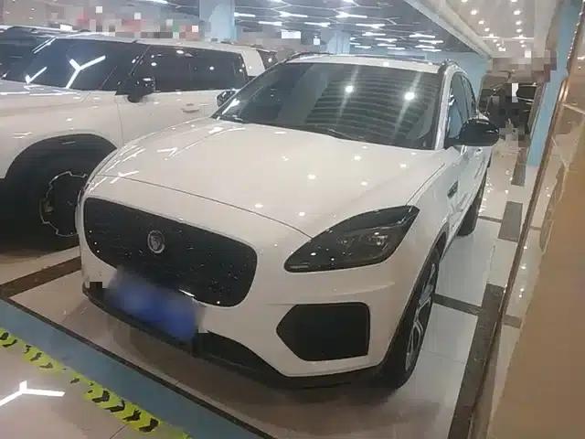2024 Jaguar E-PACE R-DYNAMIC SE BLACK