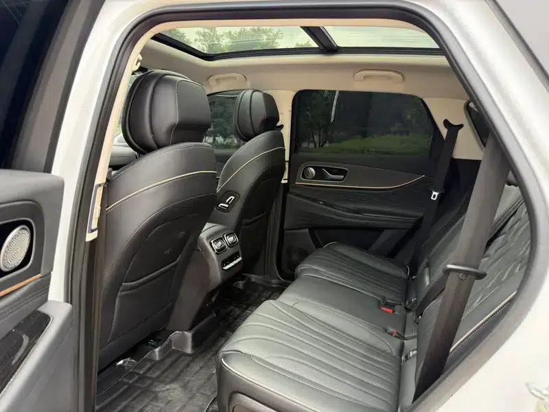 Chery Tiggo 9 2023 2.0T DCT 2WD Luxury Edition 5-seater — миниатюра 20