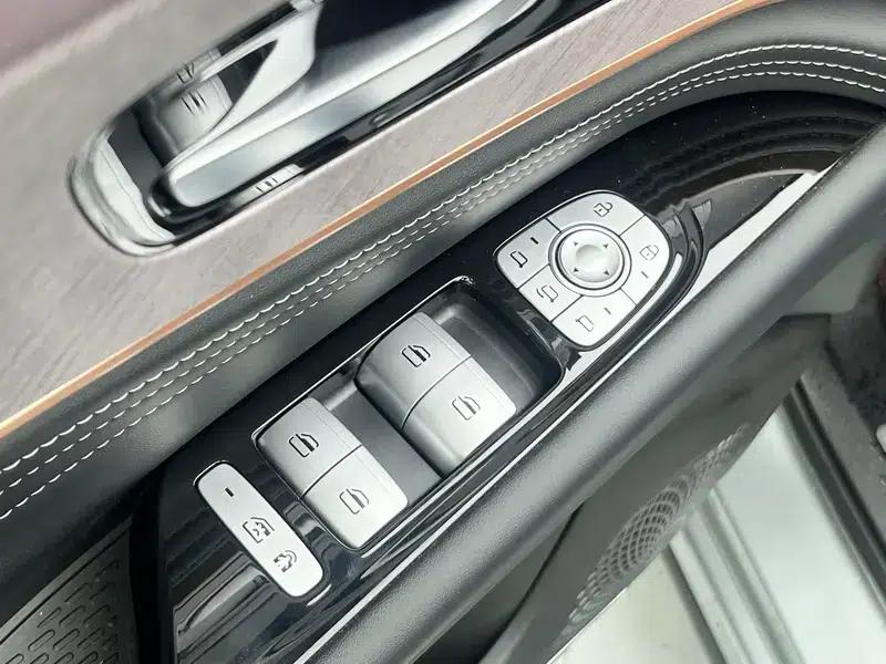 Chery Tiggo 9 2025 2.0T AT AWD Premium Edition — миниатюра 18