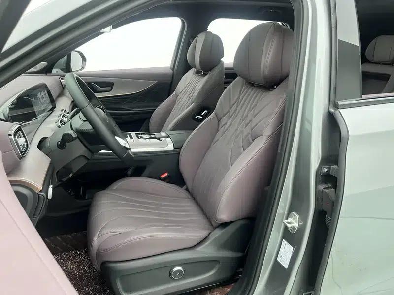 Chery Tiggo 9 2025 2.0T AT AWD Premium Edition — миниатюра 21