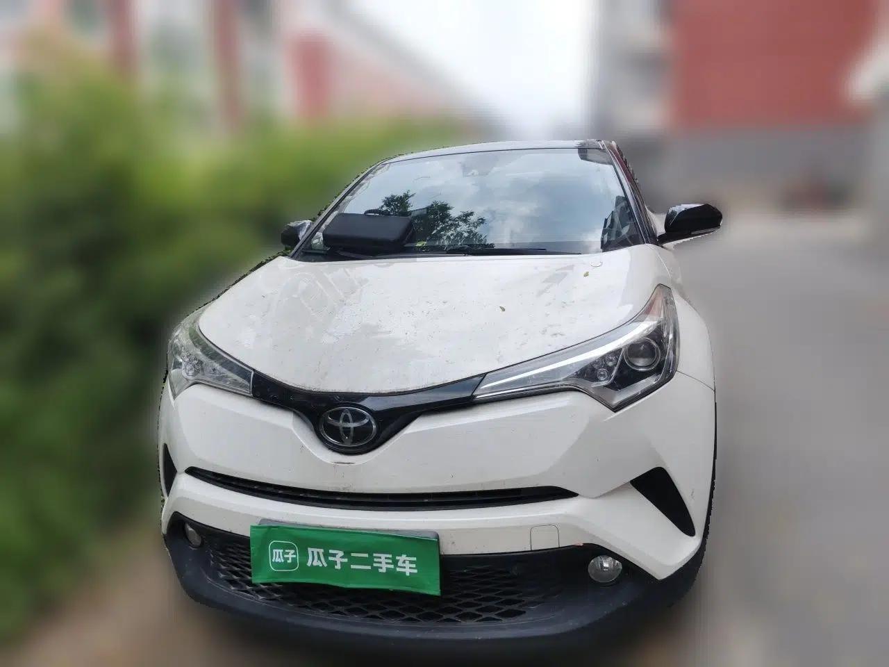 Toyota C-HR 2020 2.0L Leading Edition — миниатюра 2