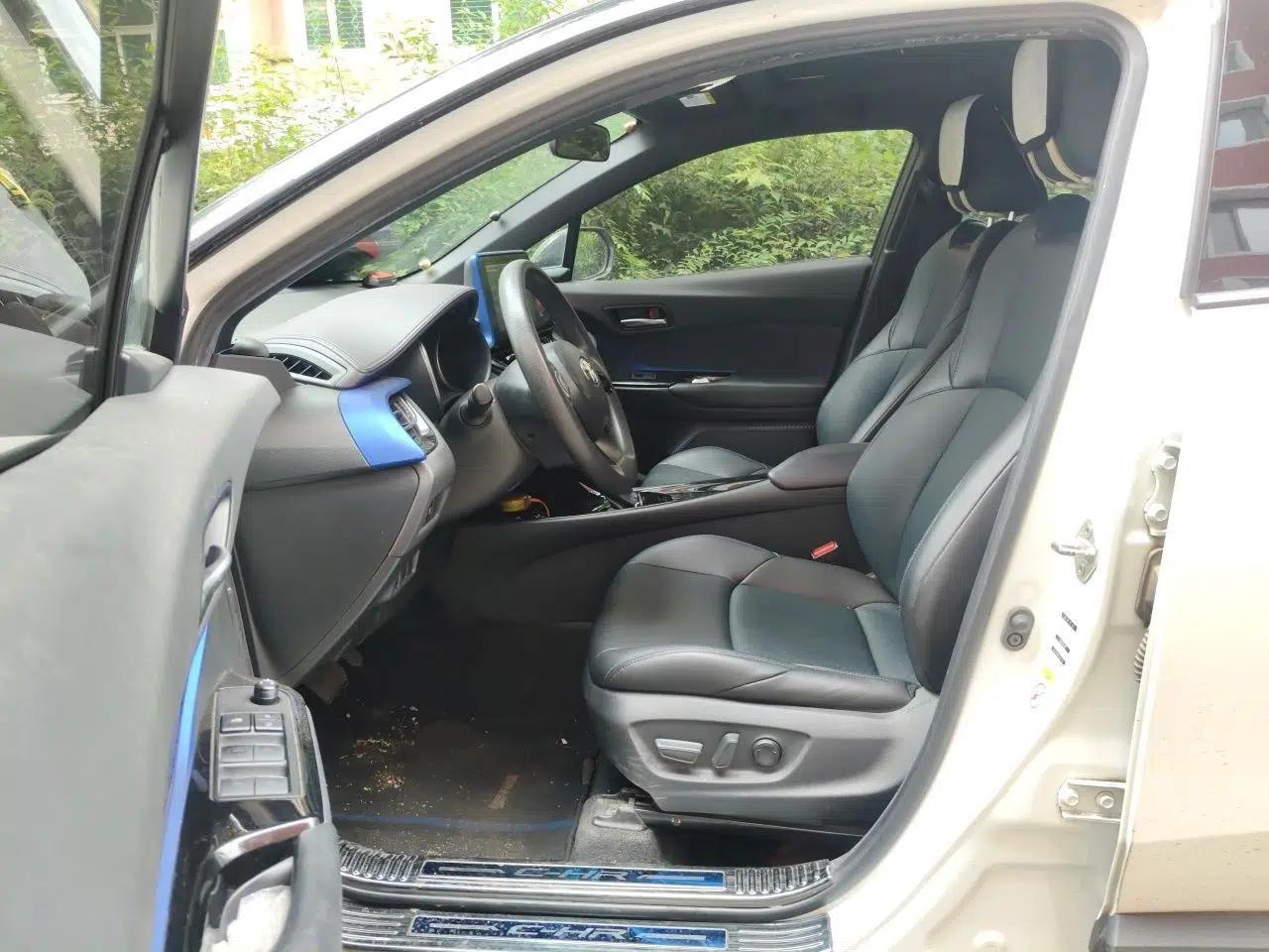 Toyota C-HR 2020 2.0L Leading Edition — миниатюра 15