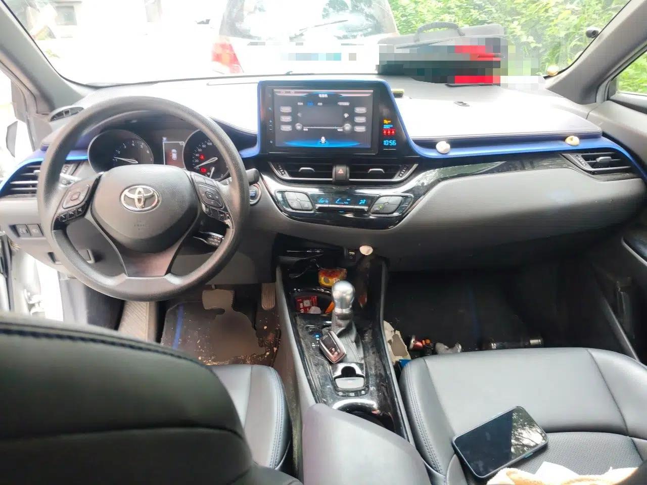 Toyota C-HR 2020 2.0L Leading Edition — миниатюра 9