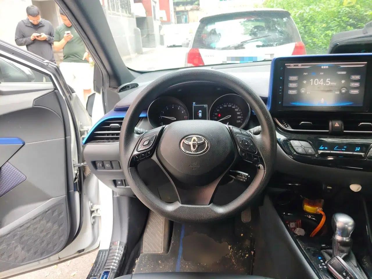 Toyota C-HR 2020 2.0L Leading Edition — миниатюра 10
