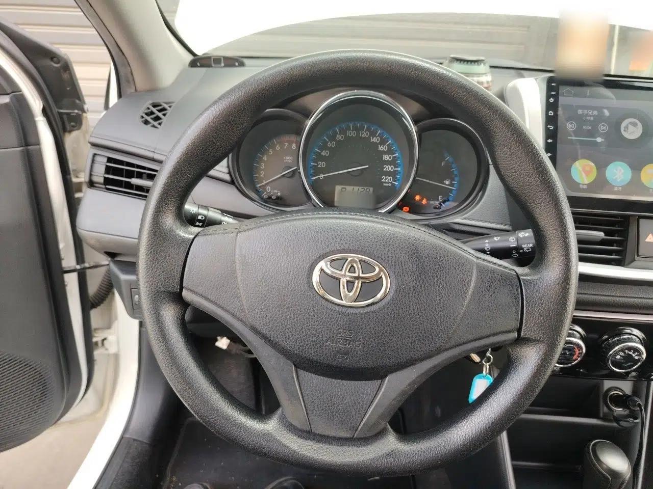 Toyota Vios FS 2017 1.5L CVT Fengchi Edition — миниатюра 7
