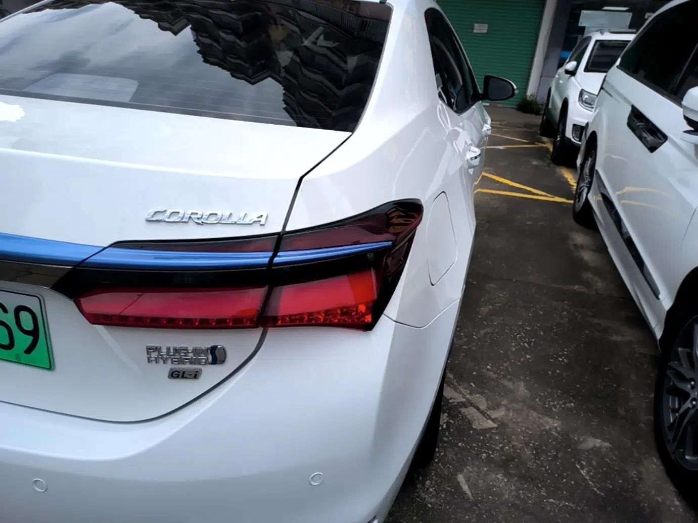 Toyota Corolla Hybrid E+ 2019 1.8L E-CVT Leading Edition — миниатюра 9
