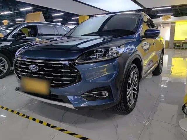 Ford Escape 2020 EcoBoost 245 Four-Wheel Drive Titanium Edition