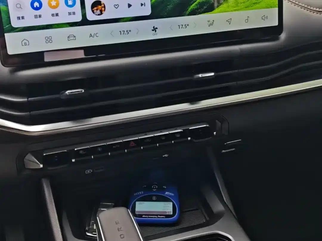 Geely Haoyue L 2025 2.0T DCT Premium Edition — миниатюра 9