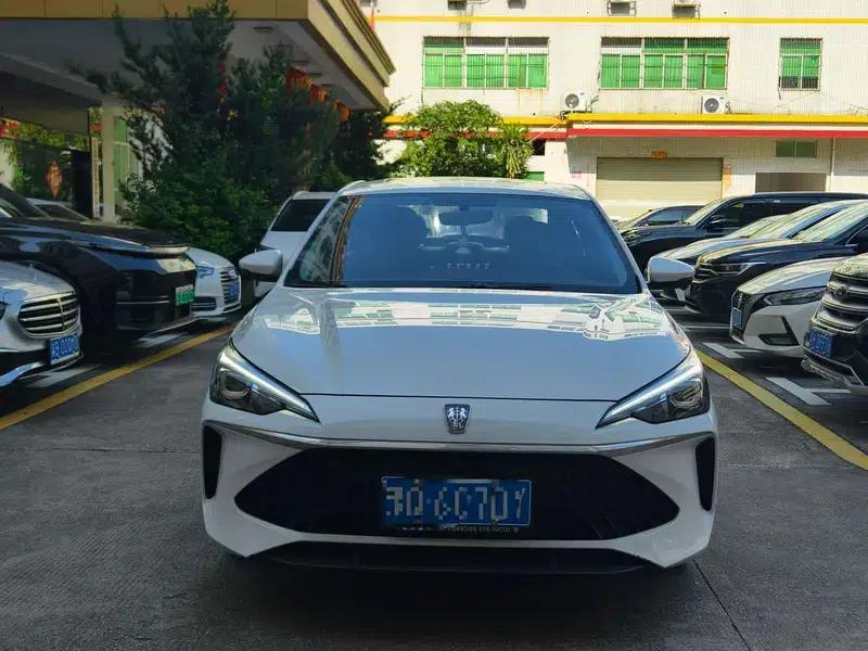 Roewe i5 2023 1.5L CVT Premium Edition — миниатюра 2