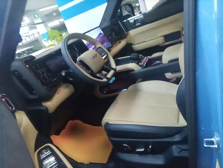 Formula Leopard 5 2023 Navigator Edition — миниатюра 17
