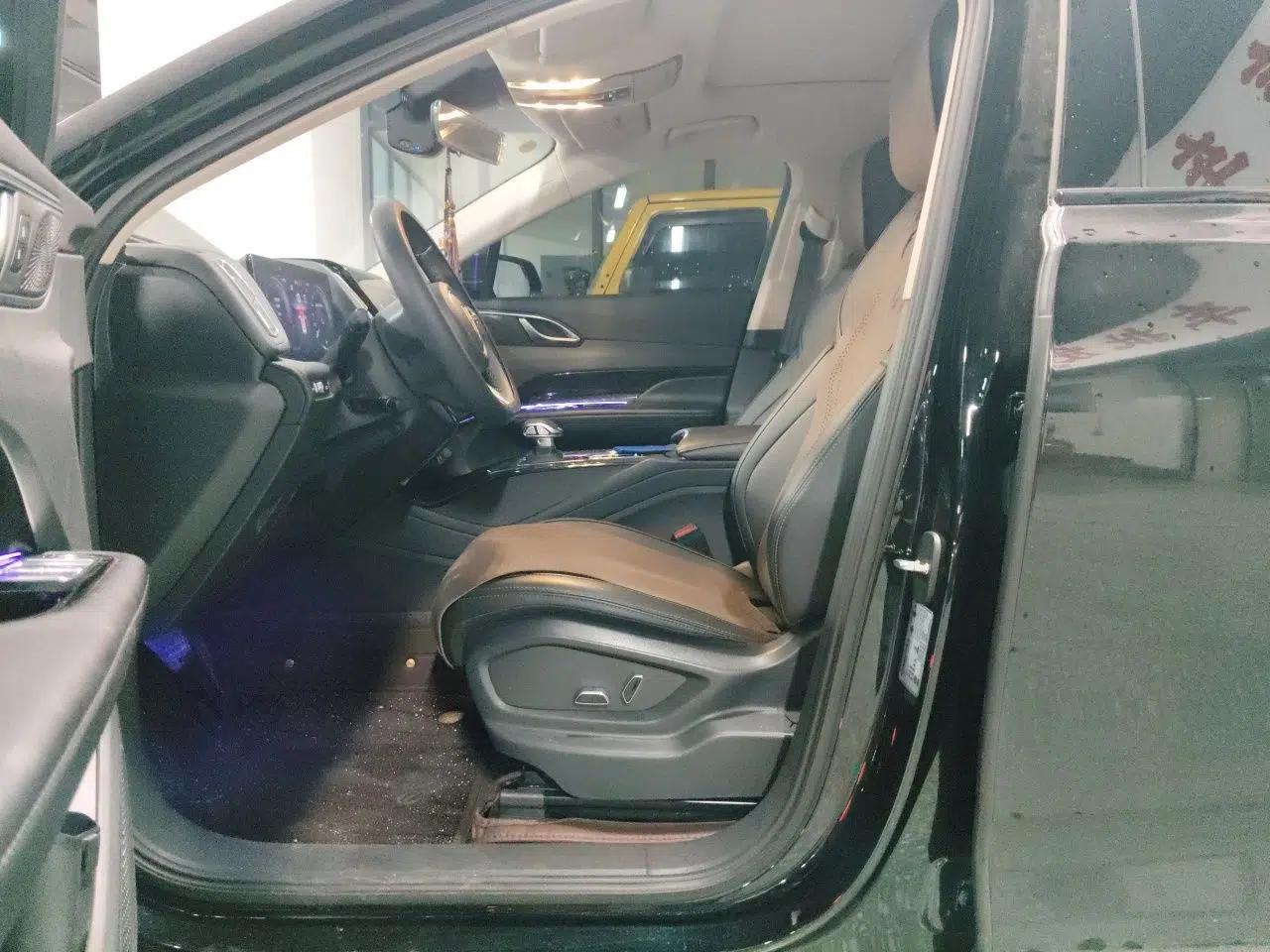 Hongqi HS3 2024 1.5T Shanwei Edition — миниатюра 15