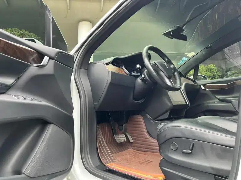 Model X 2017 100D Long Range — миниатюра 10