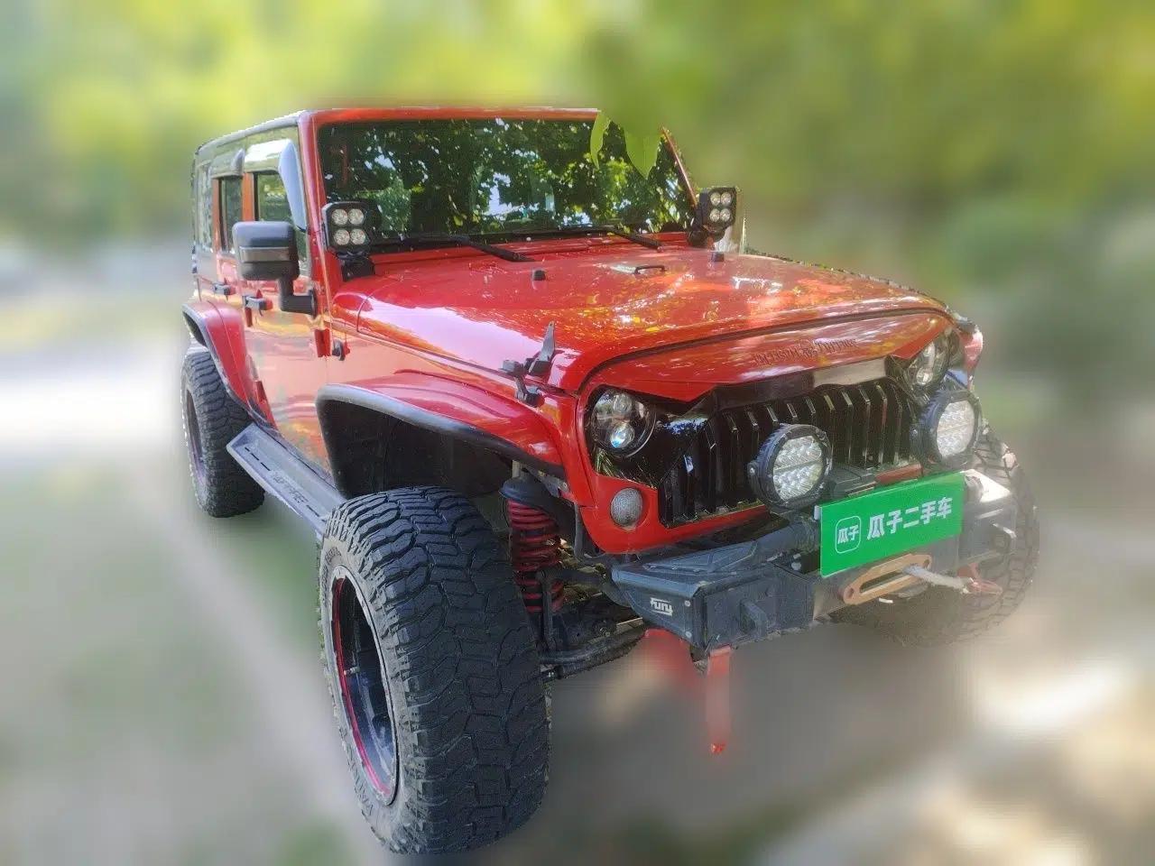 Jeep Wrangler 2015 2.8TD Sahara Four-Door Comfort Edition — миниатюра 3