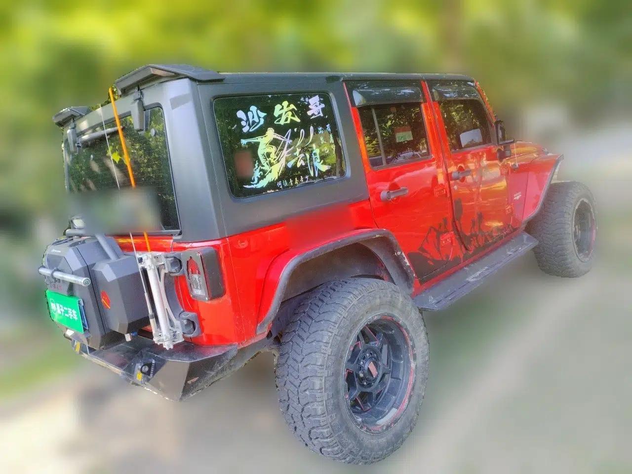 Jeep Wrangler 2015 2.8TD Sahara Four-Door Comfort Edition — миниатюра 6