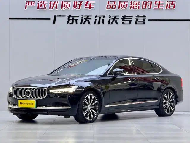 2022 Volvo S90 PHEV T8 E-Drive Hybrid Luxury Edition